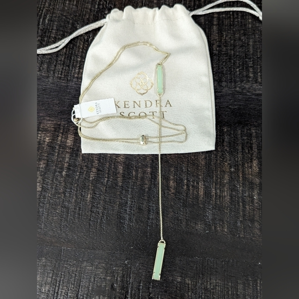 Kendra Scott Lily Y necklace in gold with mint dichroic glass. new with … - Picture 6 of 8